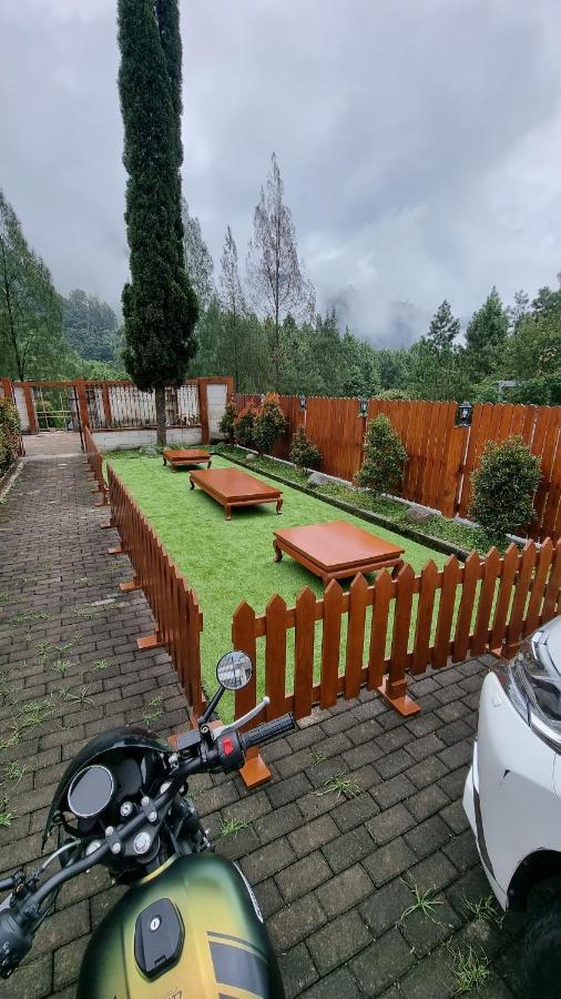 Arum Bromo Villas Ngadisari Екстериор снимка
